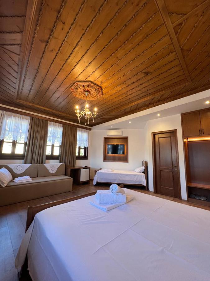 Hotel With Castle View Gjirokastër 외부 사진