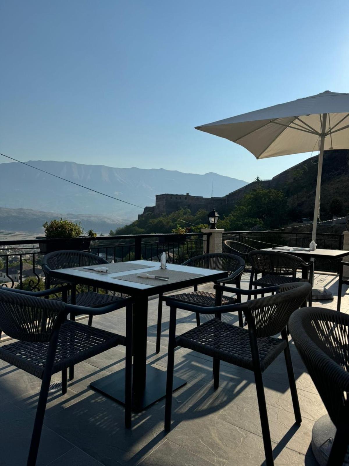 Hotel With Castle View Gjirokastër 외부 사진