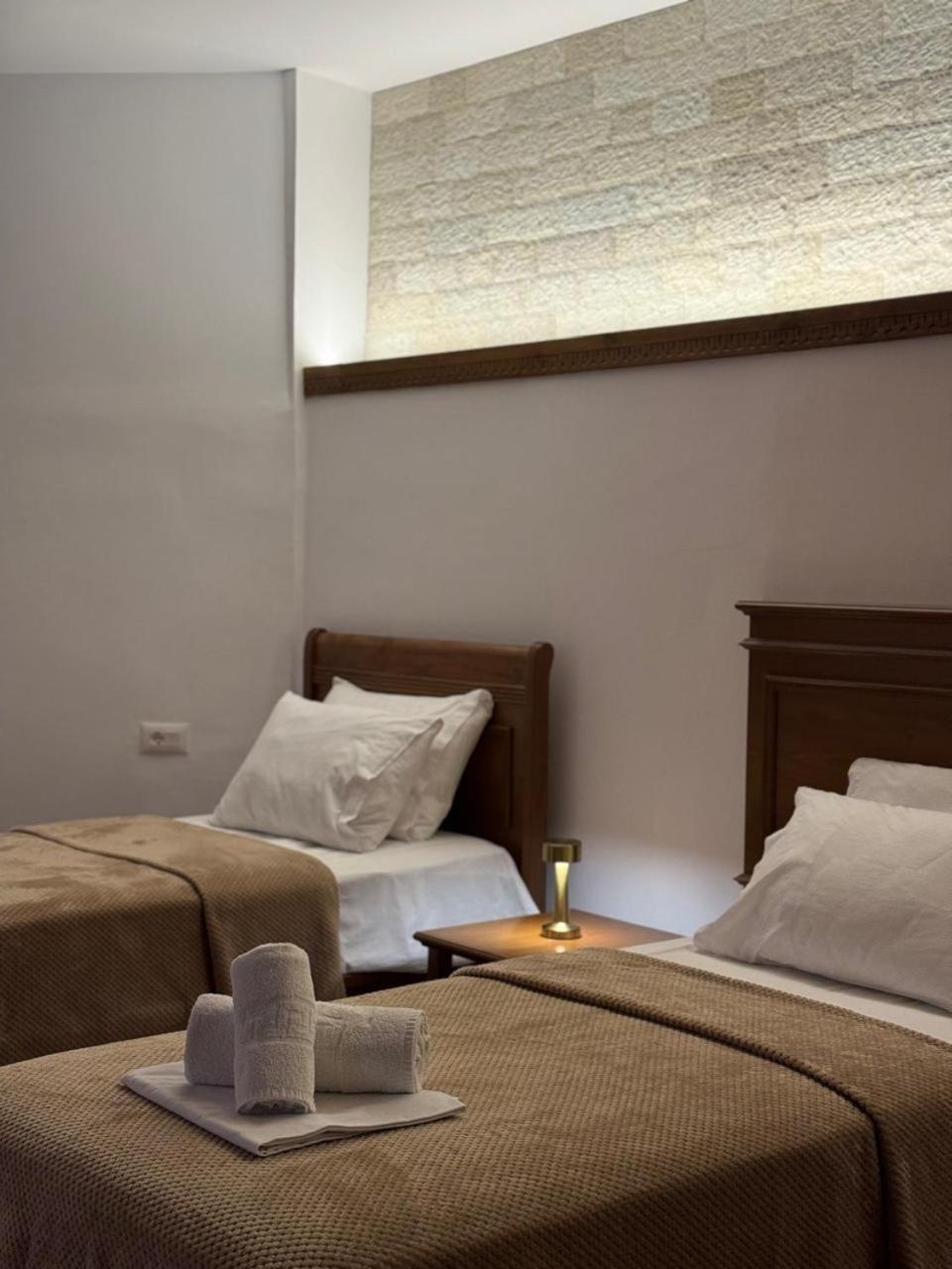 Hotel With Castle View Gjirokastër 외부 사진