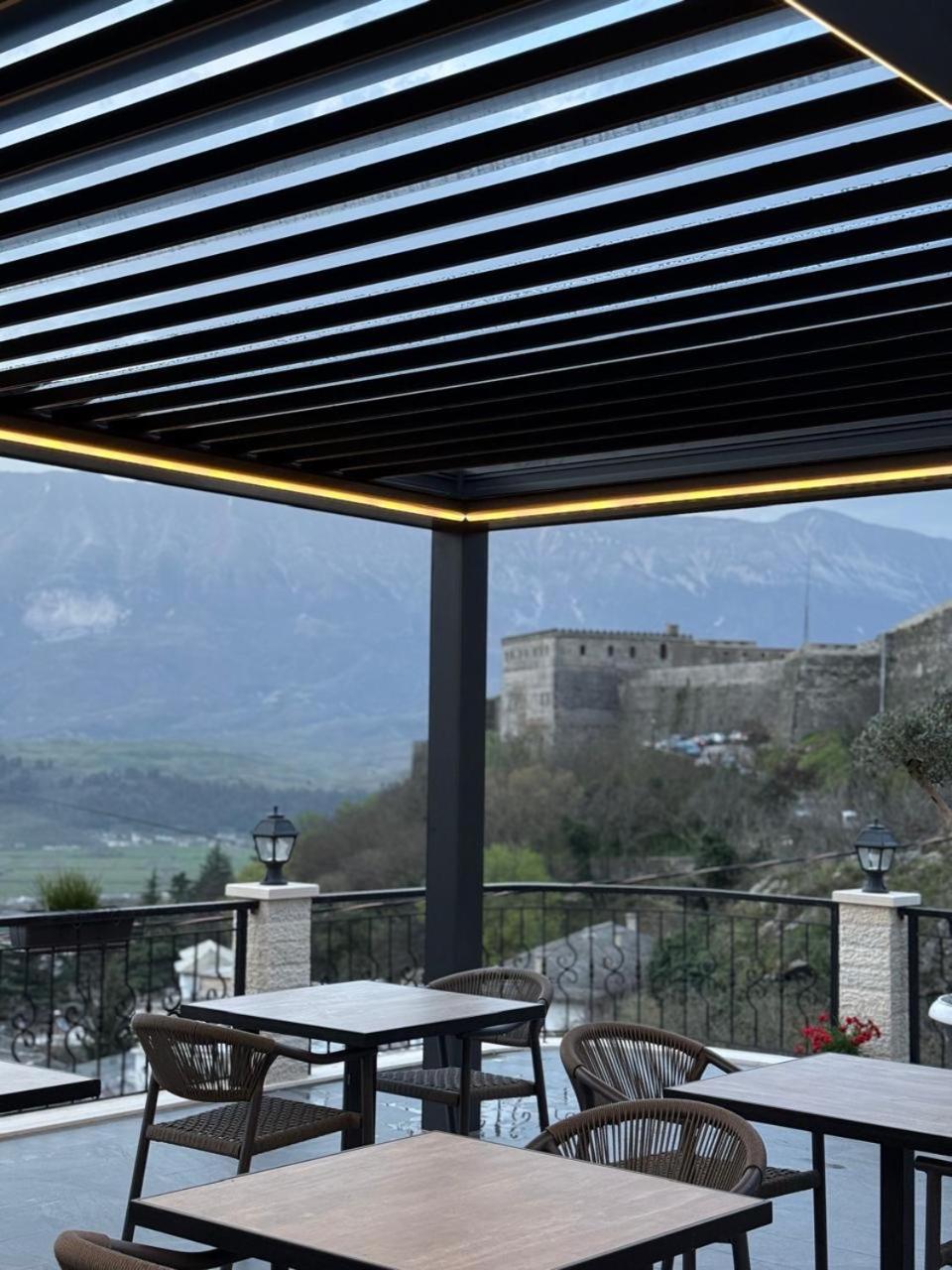 Hotel With Castle View Gjirokastër 외부 사진